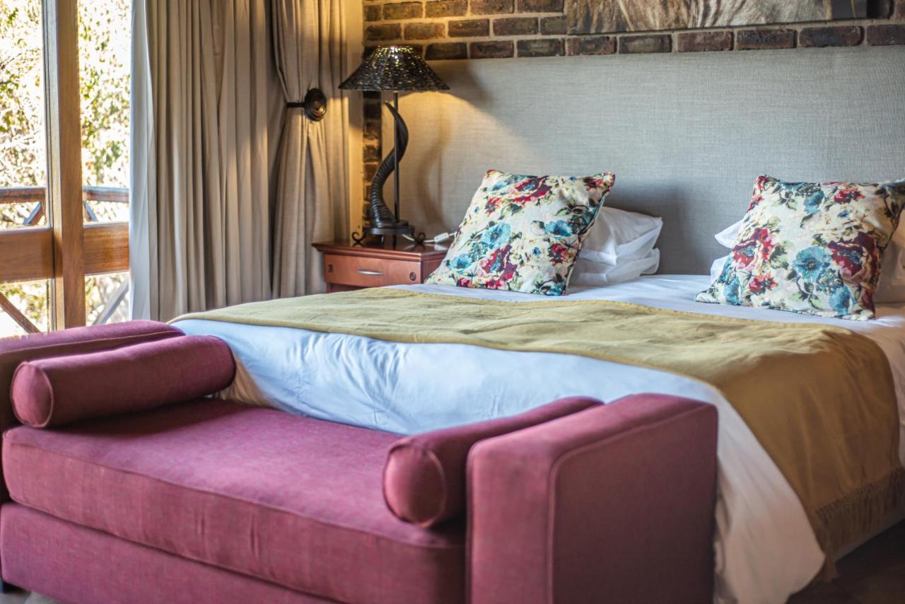 Dinkweng Safari Lodge The Waterberg Biosphere Екстер'єр фото
